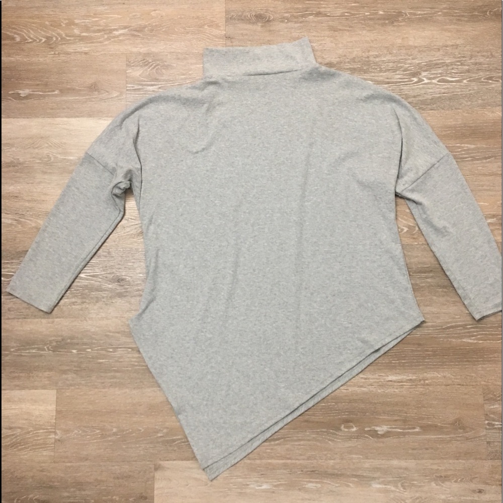 Turtle neck sweater